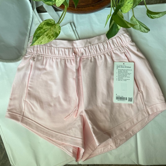 Lululemon Strawberry Milkshake Inner Glow High Rise 3” Short - Picture 5 of 8